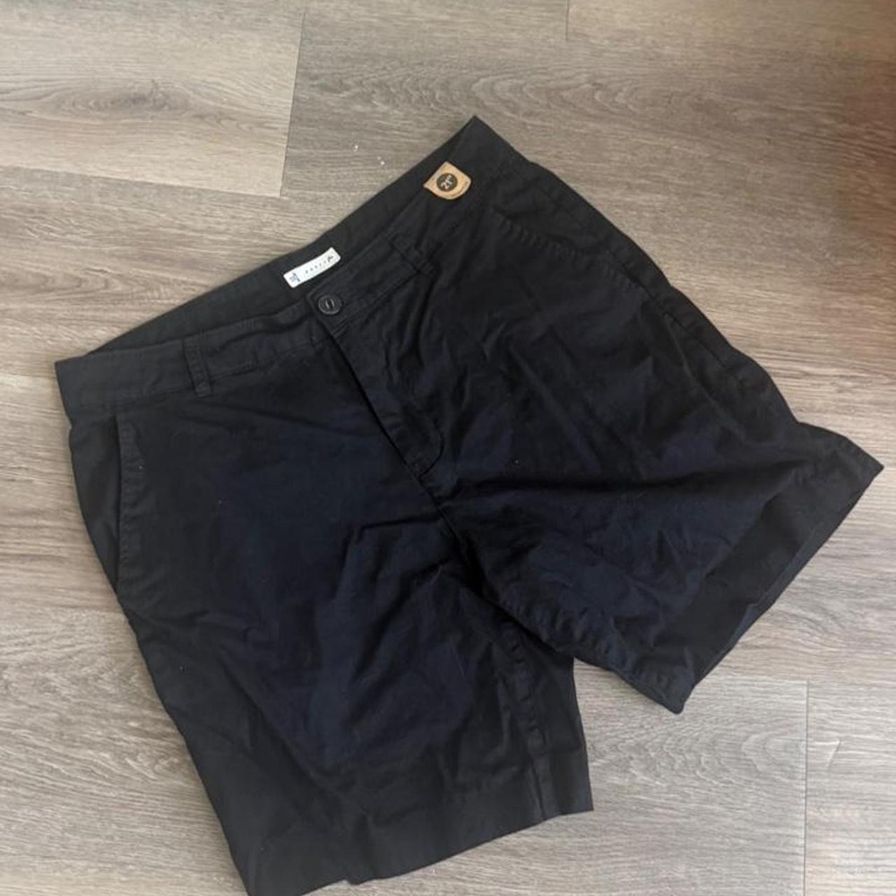 rusty's black short size 33